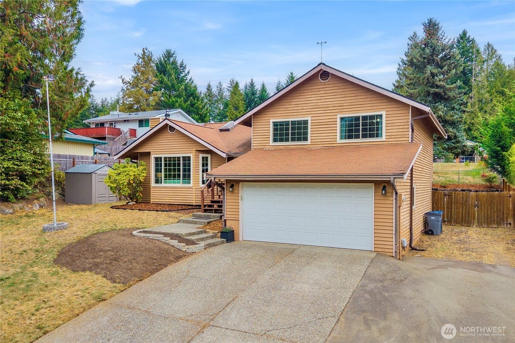 Photo of 7275 Blackbird Drive NE, Bremerton, WA 98311 (MLS # 2583820)