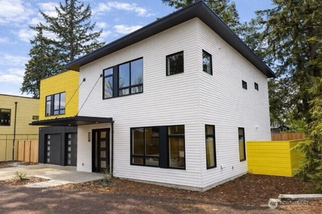 Photo of 16344 Linden Avenue N, Shoreline, WA 98133 (MLS # 2467181)