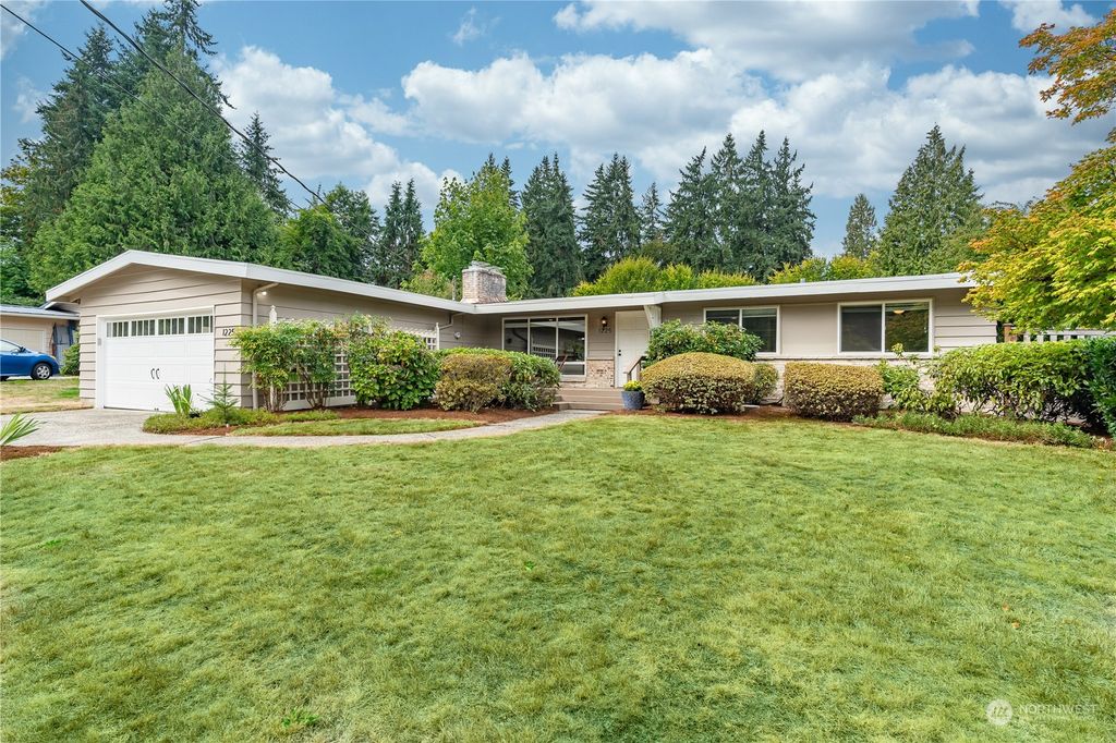 Photo of 1225 165th Avenue SE, Bellevue, WA 98008 (MLS # 2161022)