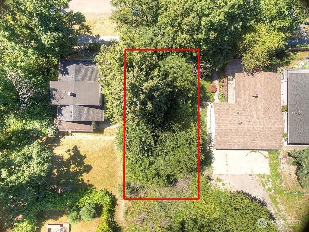 Photo of 4132 23rd Avenue SW, Seattle, WA 98106 (MLS # 2352101)