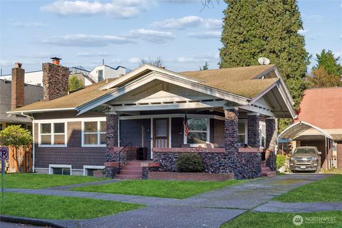 Photo of 1220 N 44th Ave St, Seattle, WA 98103 (MLS # 2469665)