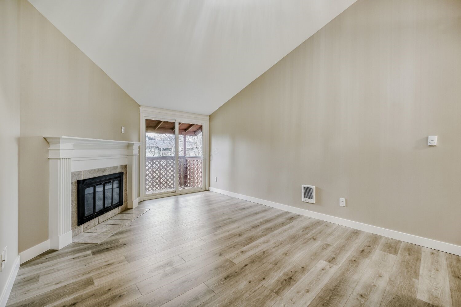 3402 I Street NE H202