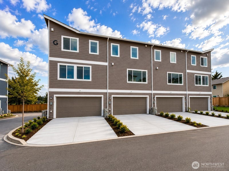 9811 31st Avenue SE G2