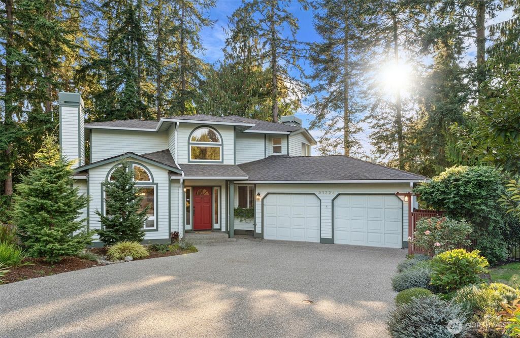 Photo of 21324 93rd Place W, Edmonds, WA 98020 (MLS # 2432565)