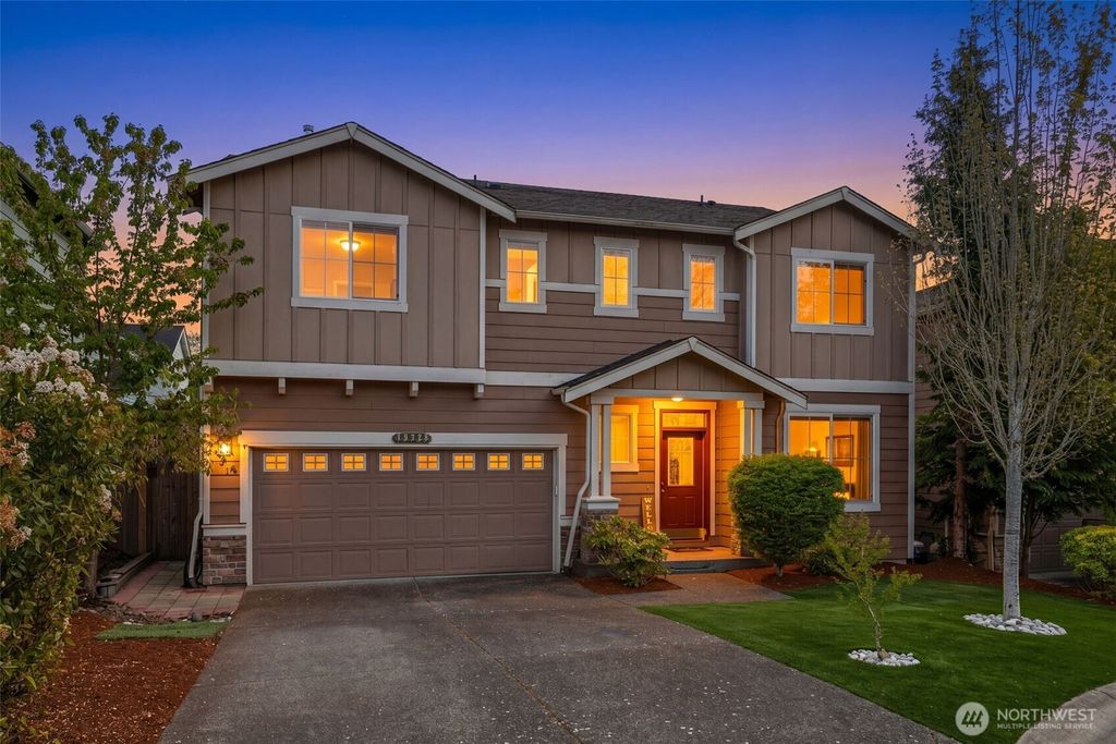 Photo of 19728 77th Place NE, Kenmore, WA 98028 (MLS # 2515318)