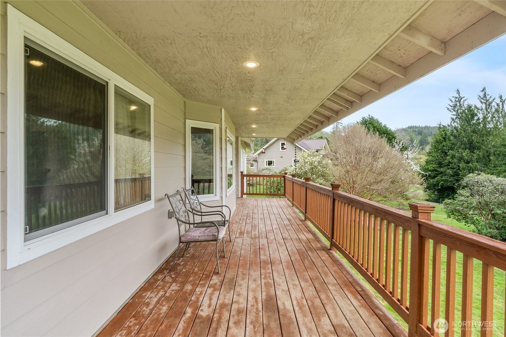 Photo of 81 Bear Gulch Road, Aberdeen, WA 98520 (MLS # 2511522)