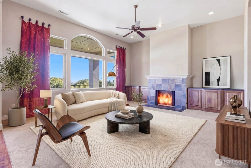 1021 Country Court