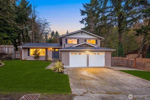 Photo of 3410 NE 202nd Street, Lake Forest Park, WA 98155 (MLS # 2477430)