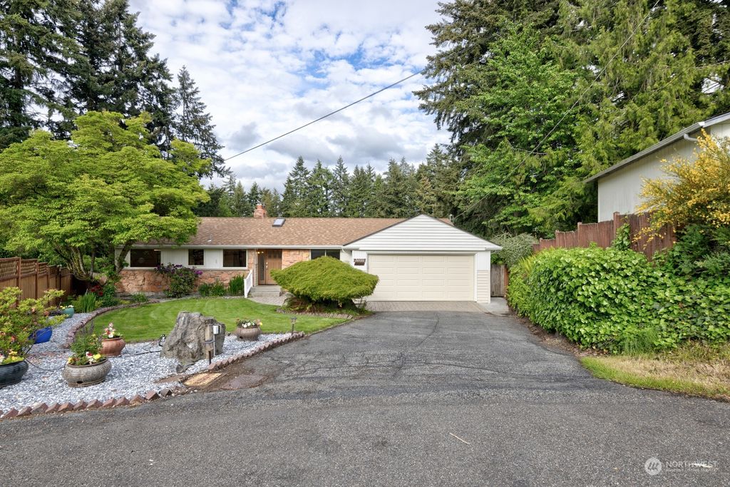 Photo of 20320 Burke Avenue N, Shoreline, WA 98133 (MLS # 2248857)