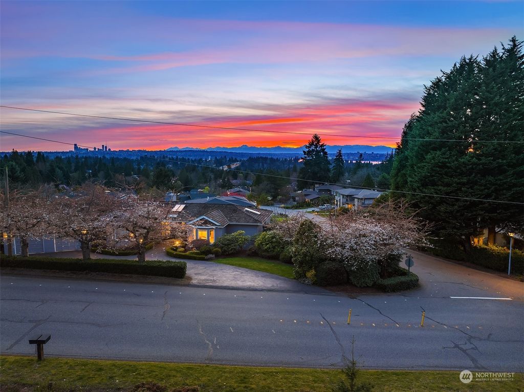 Photo of 9610 NE 29th Street, Bellevue, WA 98004 (MLS # 2050533)