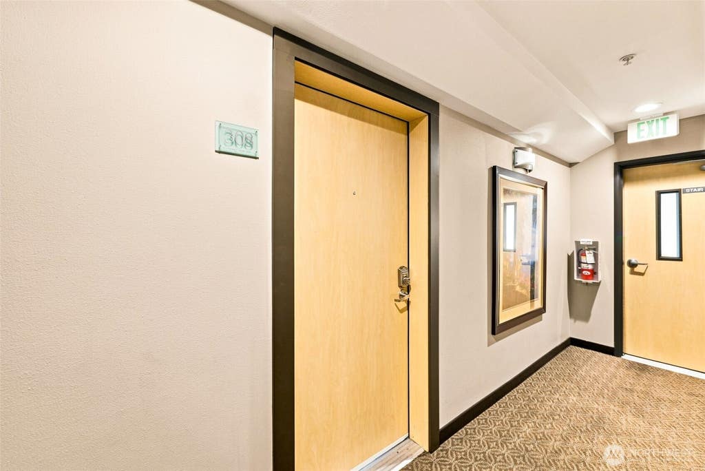 Photo of 424 N 85th Street #308, Seattle, WA 98103 (MLS # 2568913)