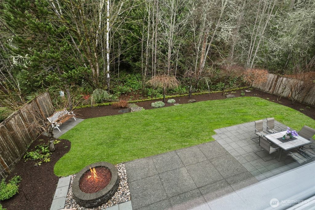 Photo of 9061 236th Avenue NE, Redmond, WA 98053 (MLS # 2470185)