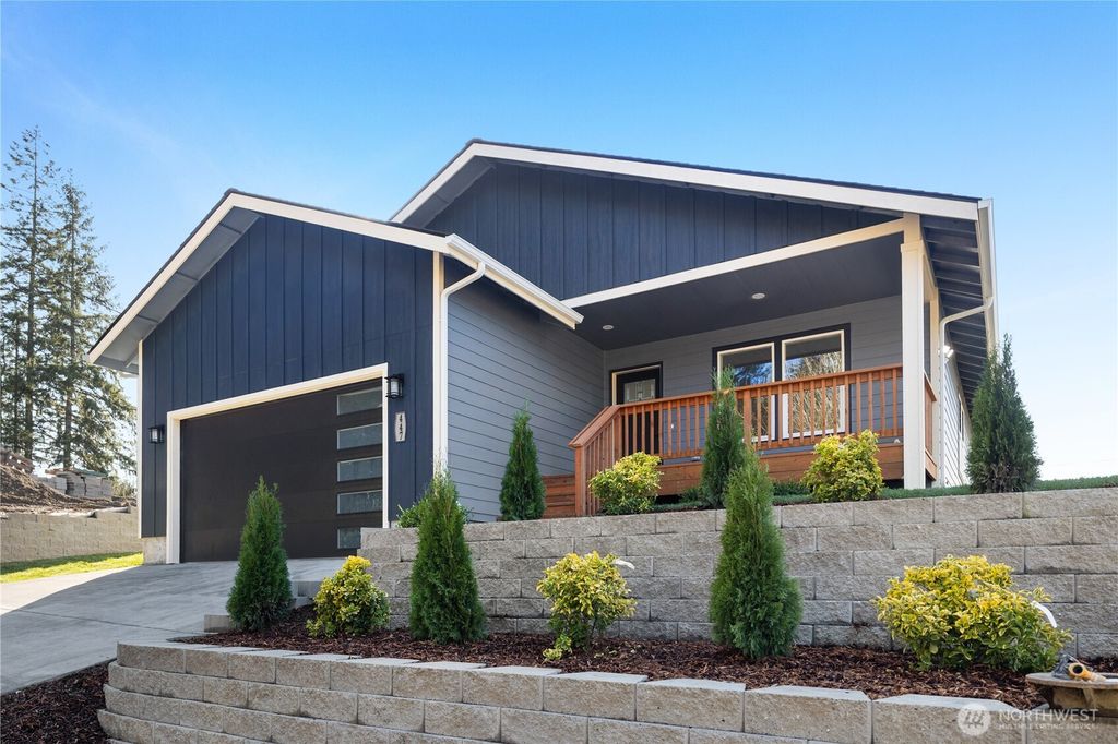 Photo of 447 Chestnut Street, Shelton, WA 98584 (MLS # 2487780)