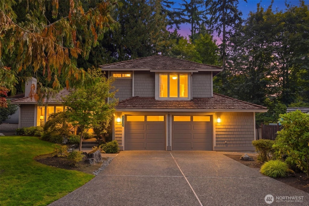 Photo of 20535 NE 37th Way, Sammamish, WA 98074 (MLS # 2589527)