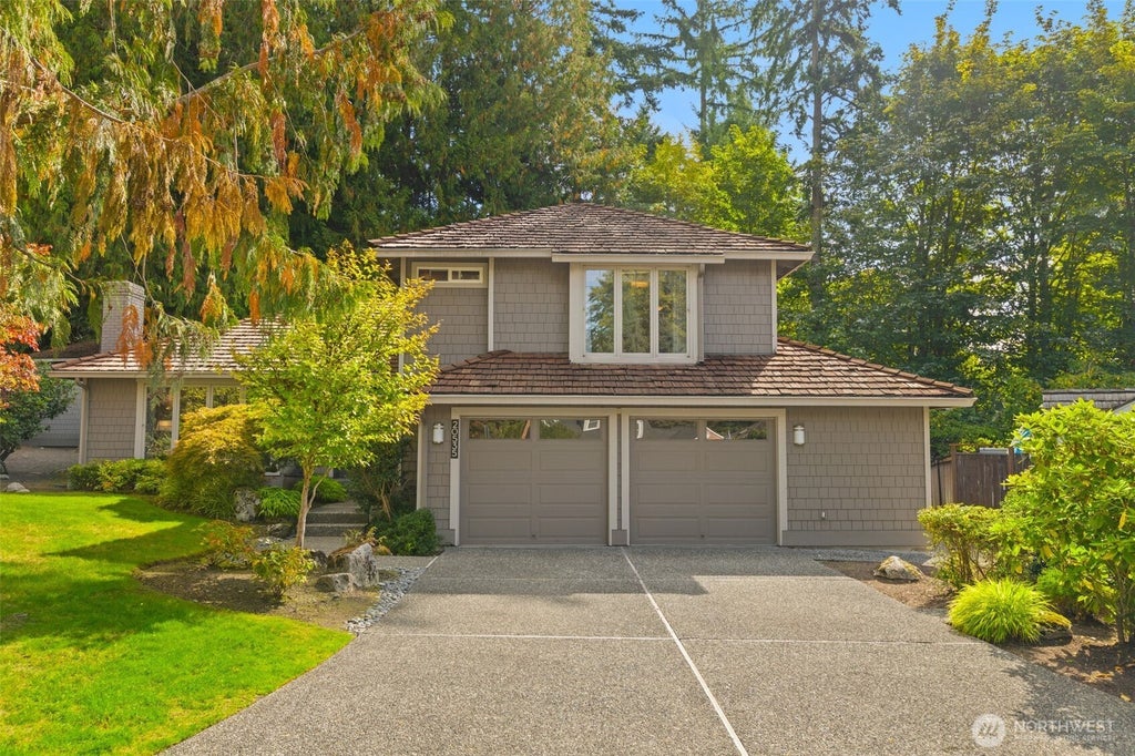 Photo of 20535 NE 37th Way, Sammamish, WA 98074 (MLS # 2589527)