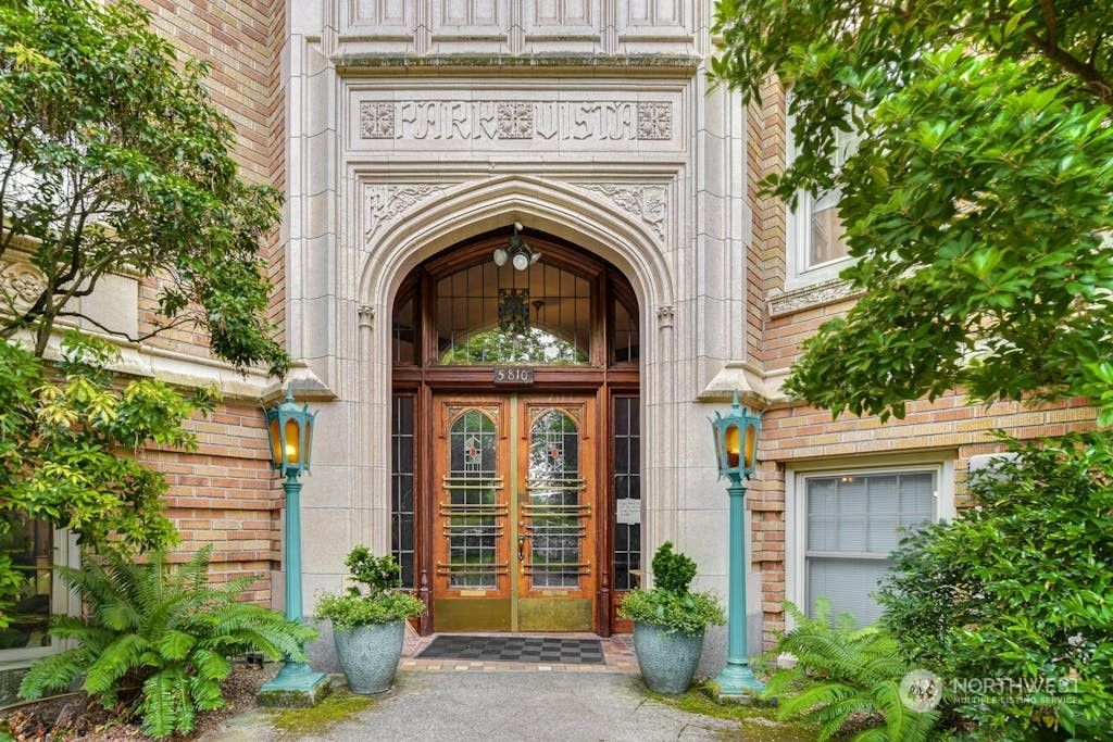 Photo of 5810 Cowen Place NE #305, Seattle, WA 98105 (MLS # 2285627)