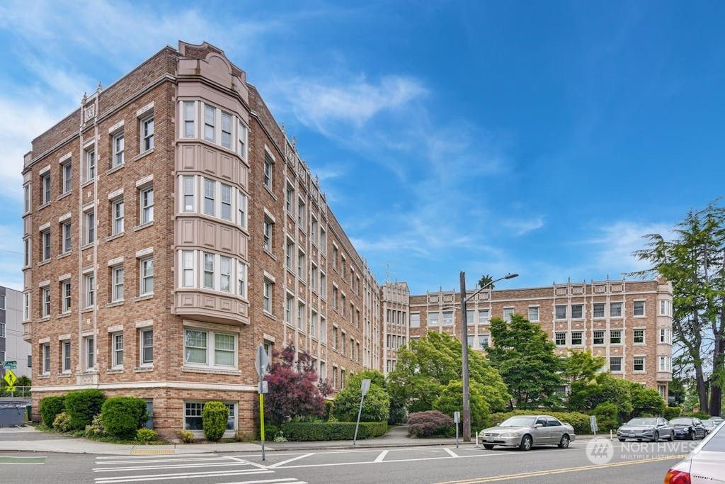 Photo of 5810 Cowen Place NE #305, Seattle, WA 98105 (MLS # 2285627)