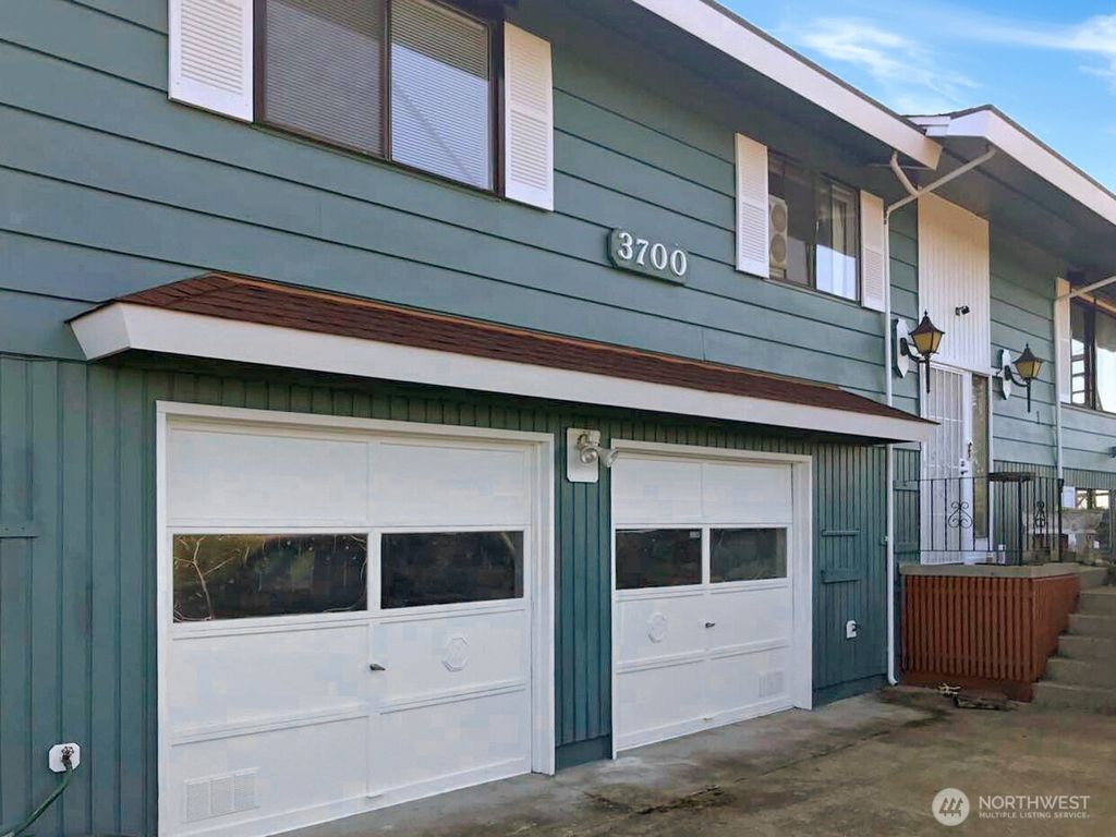 Photo of 3700 Harbel Drive NE, Bremerton, WA 98310 (MLS # 2511048)