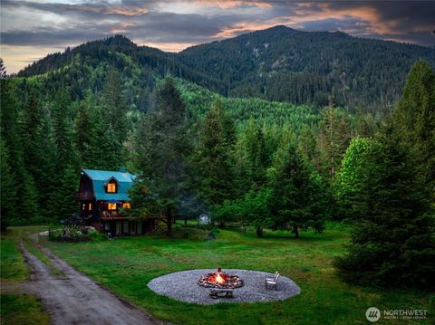 Photo of 61551 Cascade River Rd Rd, Marblemount, WA 98267 (MLS # 2484440)