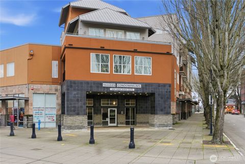 Photo of 225 Logan Avenue S #319, Renton, WA 98057 (MLS # 2497515)