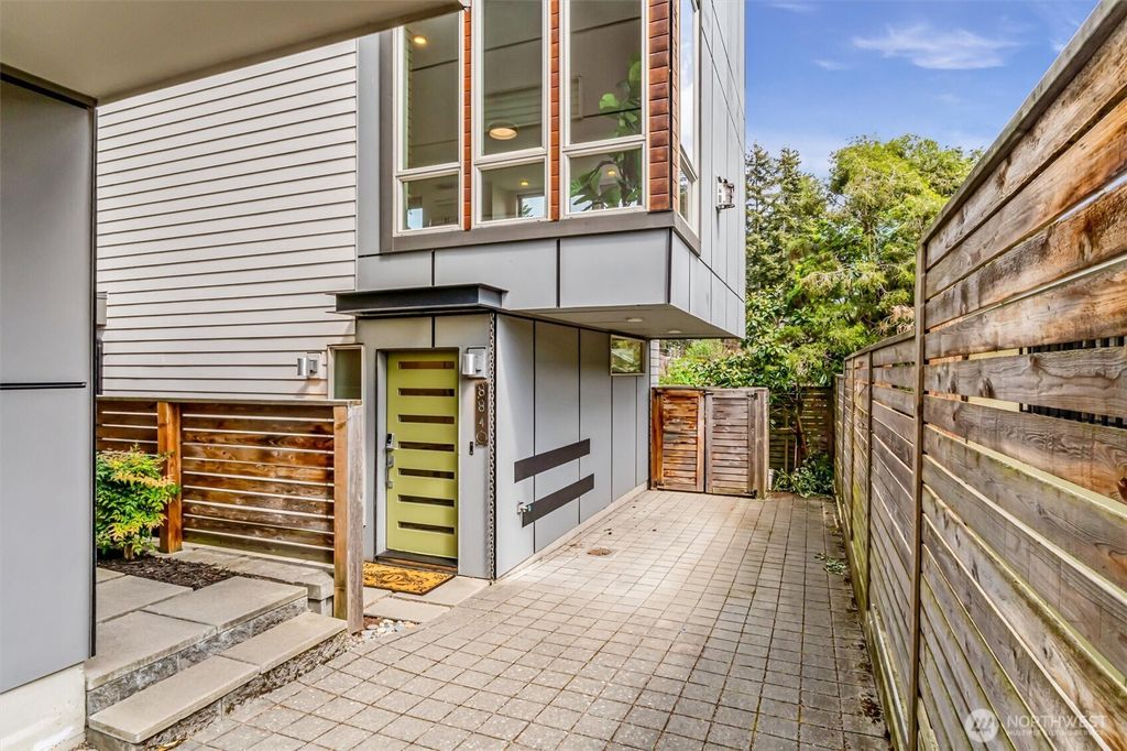 Photo of 8840 Interlake Avenue N, Seattle, WA 98103 (MLS # 2522594)