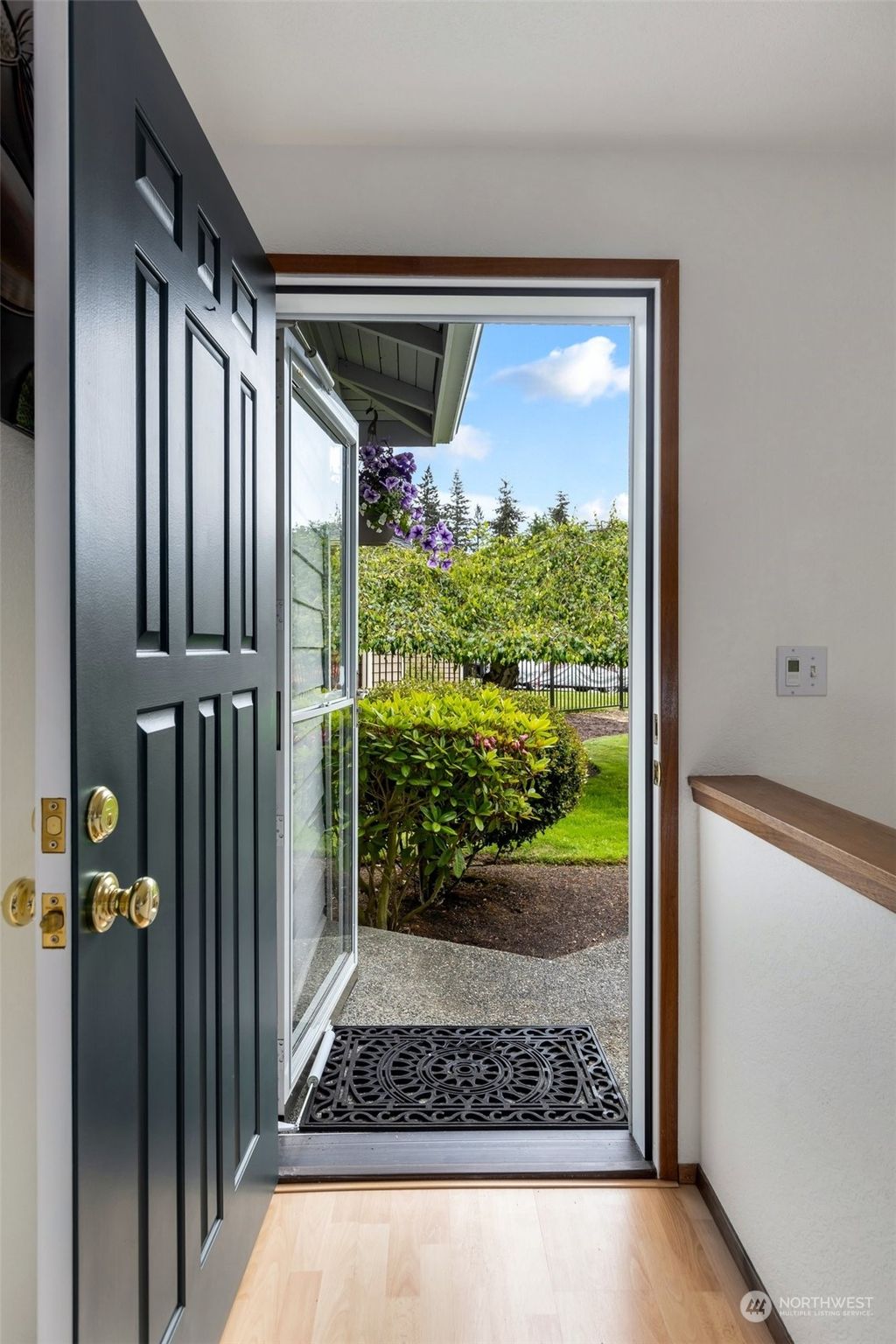 Photo of 7051 47th Avenue W, Mukilteo, WA 98275 (MLS # 2242554)