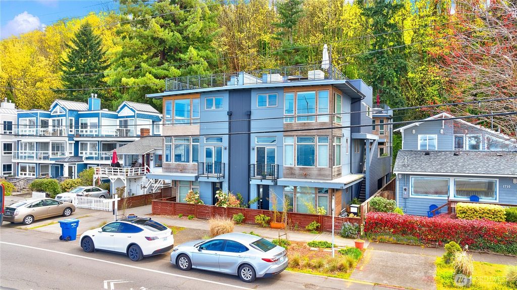Photo of 1708 Alki Avenue SW #B, Seattle, WA 98116 (MLS # 2501391)