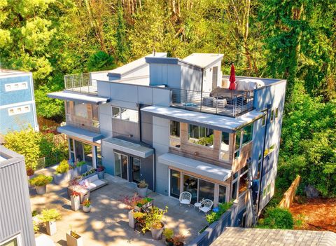 Photo of 1708 Alki Avenue SW #B, Seattle, WA 98116 (MLS # 2501391)