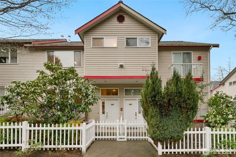 Photo of 2801 NE 130th Street #C102, Seattle, WA 98125 (MLS # 2483031)