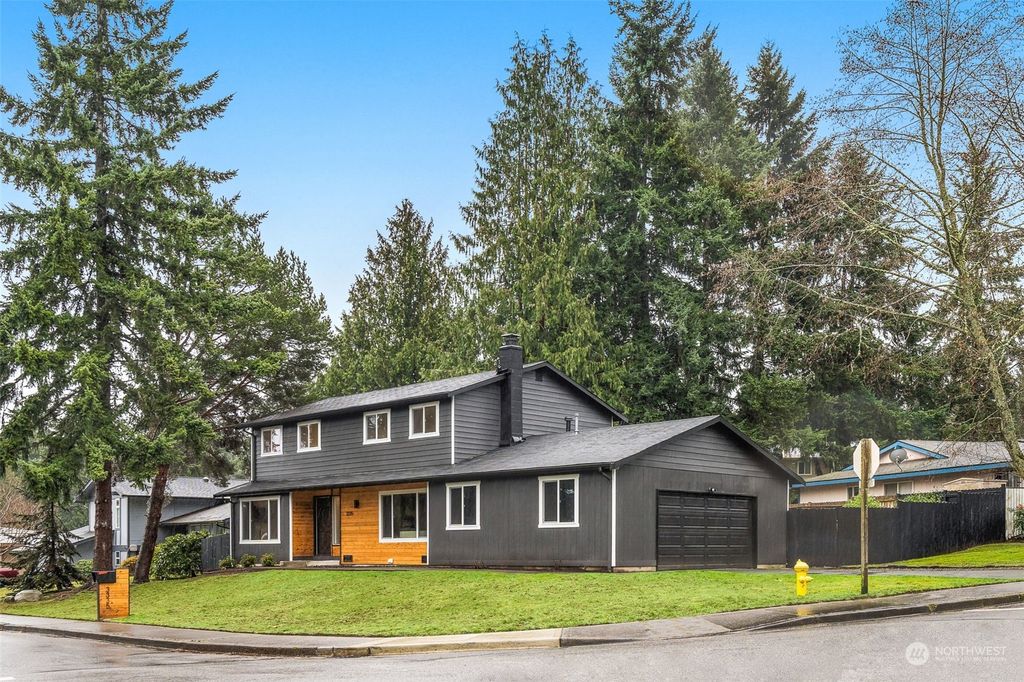 Photo of 3335 SW 329th Street, Federal Way, WA 98023 (MLS # 2194452)