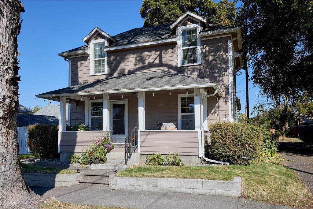 Photo of 310 N Tukannon ST, Walla Walla, WA 99362 (MLS # 2595201)