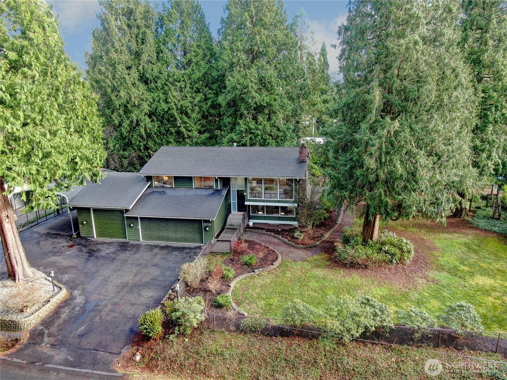 Photo of 22707 53rd Avenue SE, Bothell, WA 98021 (MLS # 2463574)