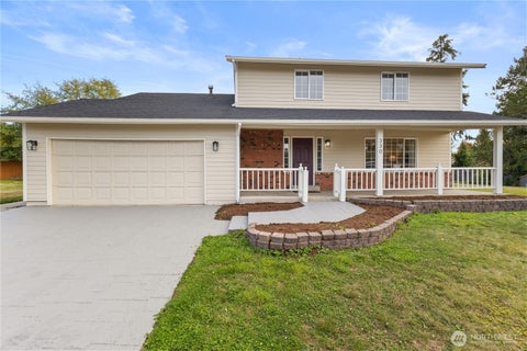 Photo of 330 S 30th Place, Mount Vernon, WA 98274 (MLS # 2560737)