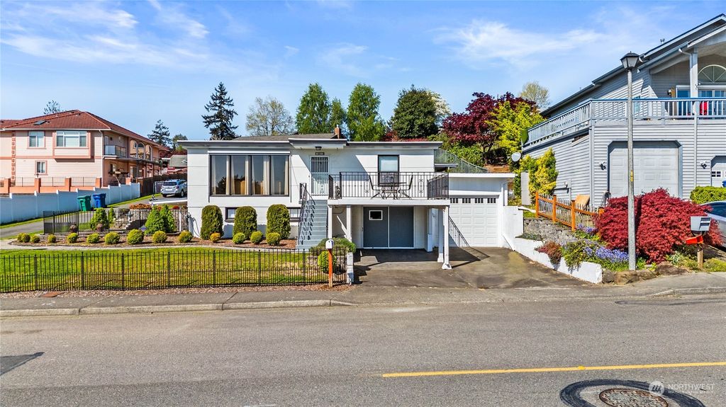 Photo of 16813 53Rd Avenue S, Tukwila, WA 98188 (MLS # 2225821)
