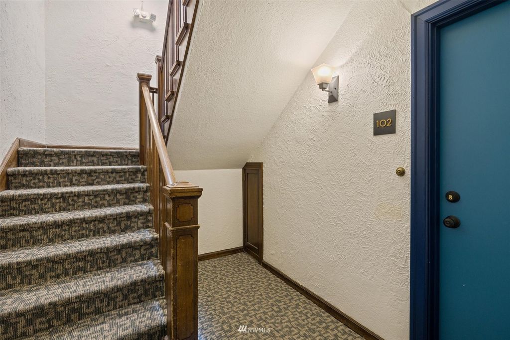 Photo of 5234 University Way Way NE, Seattle, WA 98105 (MLS # 1970616)