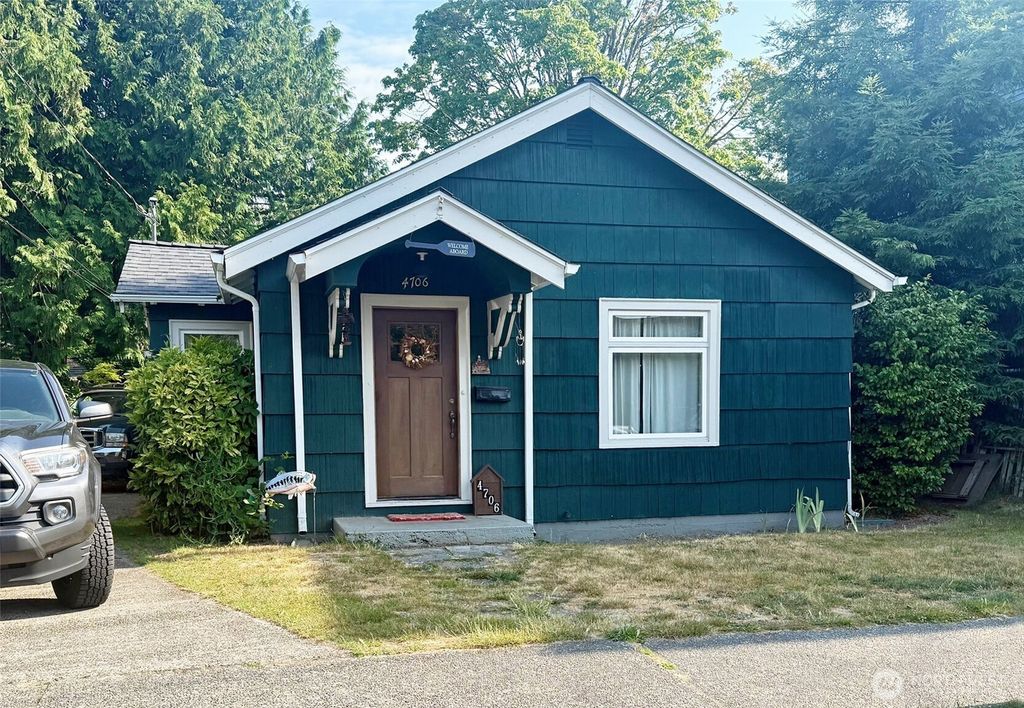 Photo of 4706 SW Othello Street, Seattle, WA 98136 (MLS # 2397862)