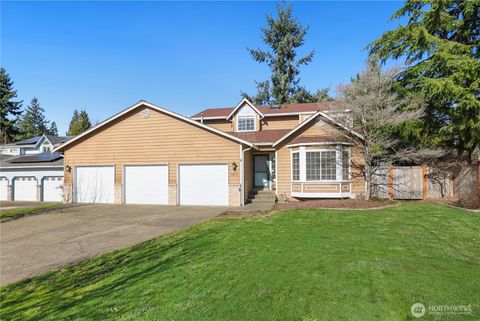 Photo of 9415 137th Street E, Puyallup, WA 98373 (MLS # 2478624)