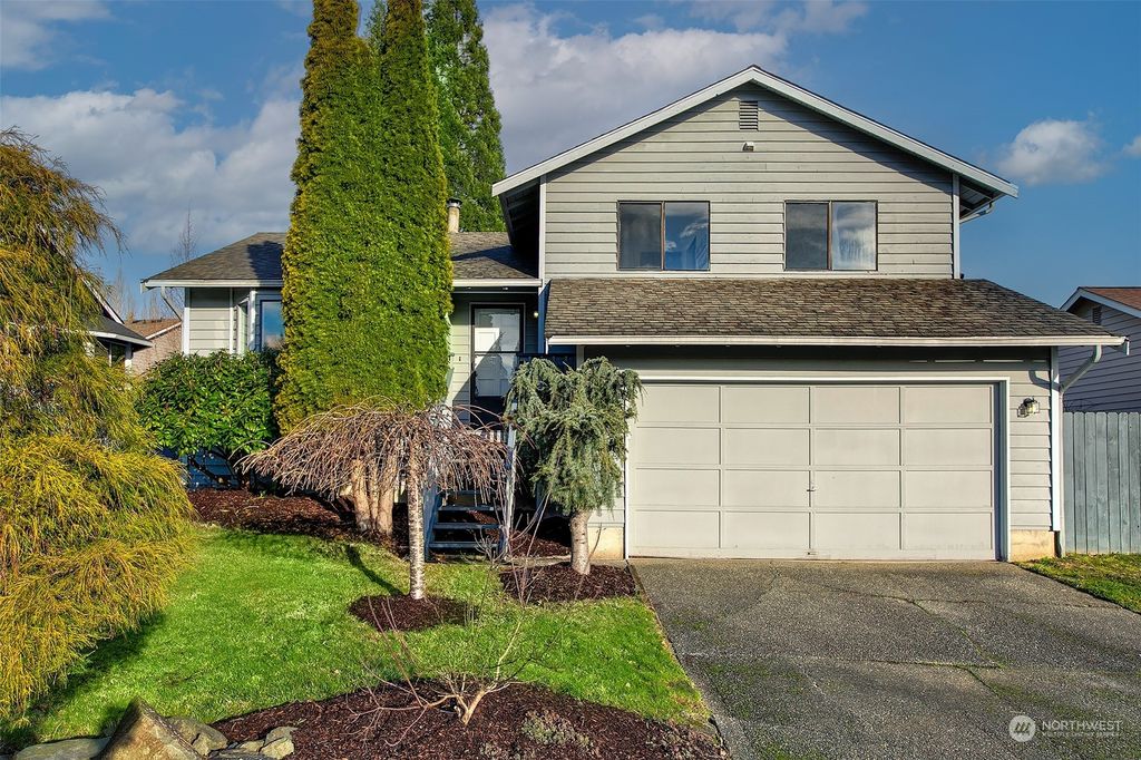 Photo of 2929 211th Street SW, Lynnwood, WA 98036 (MLS # 2028005)