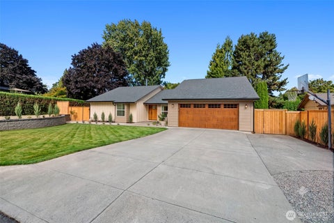 Photo of 6510 NW CHERRY Street, Vancouver, WA 98663 (MLS # 2584471)