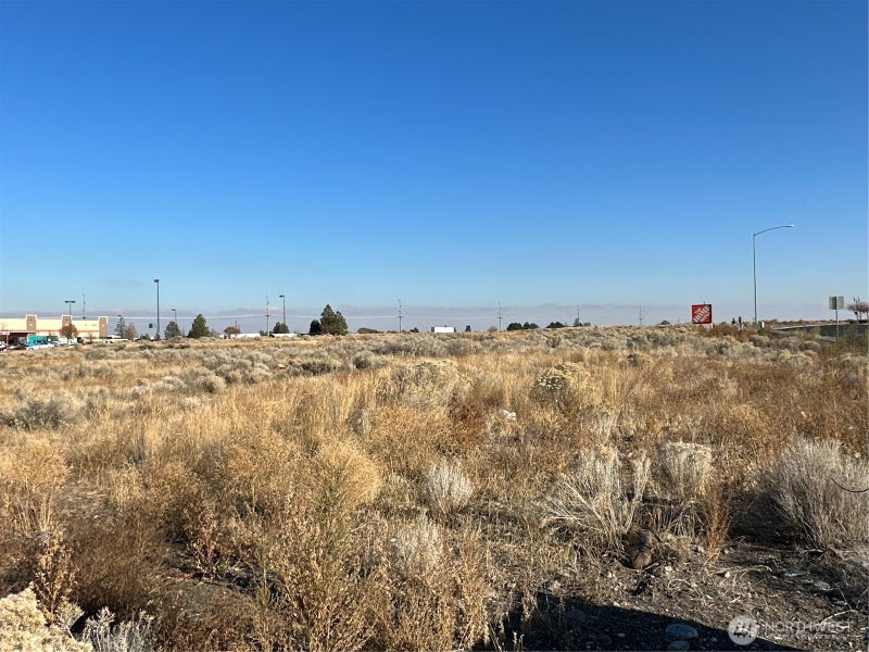 96 W Central Drive