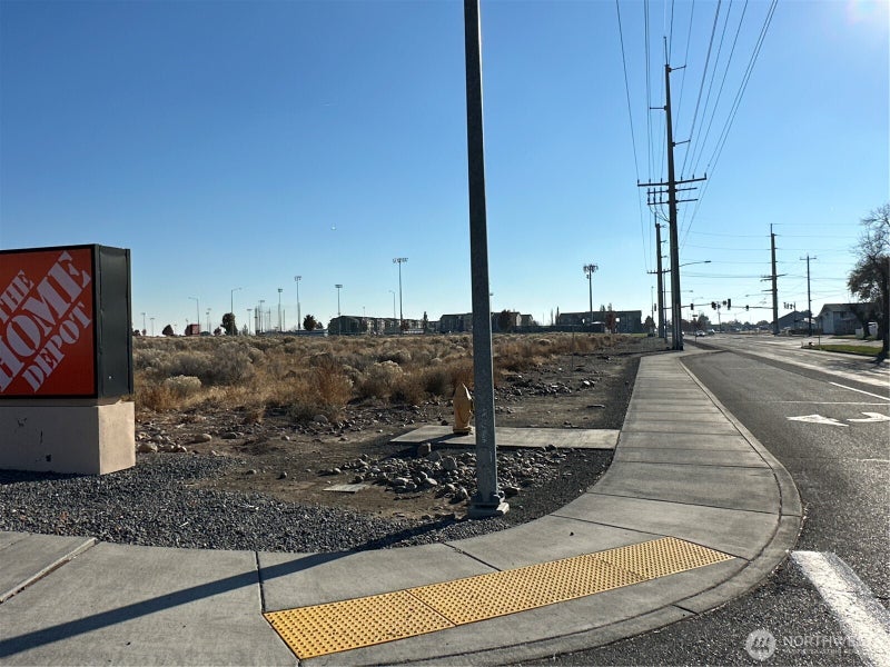 96 W Central Drive