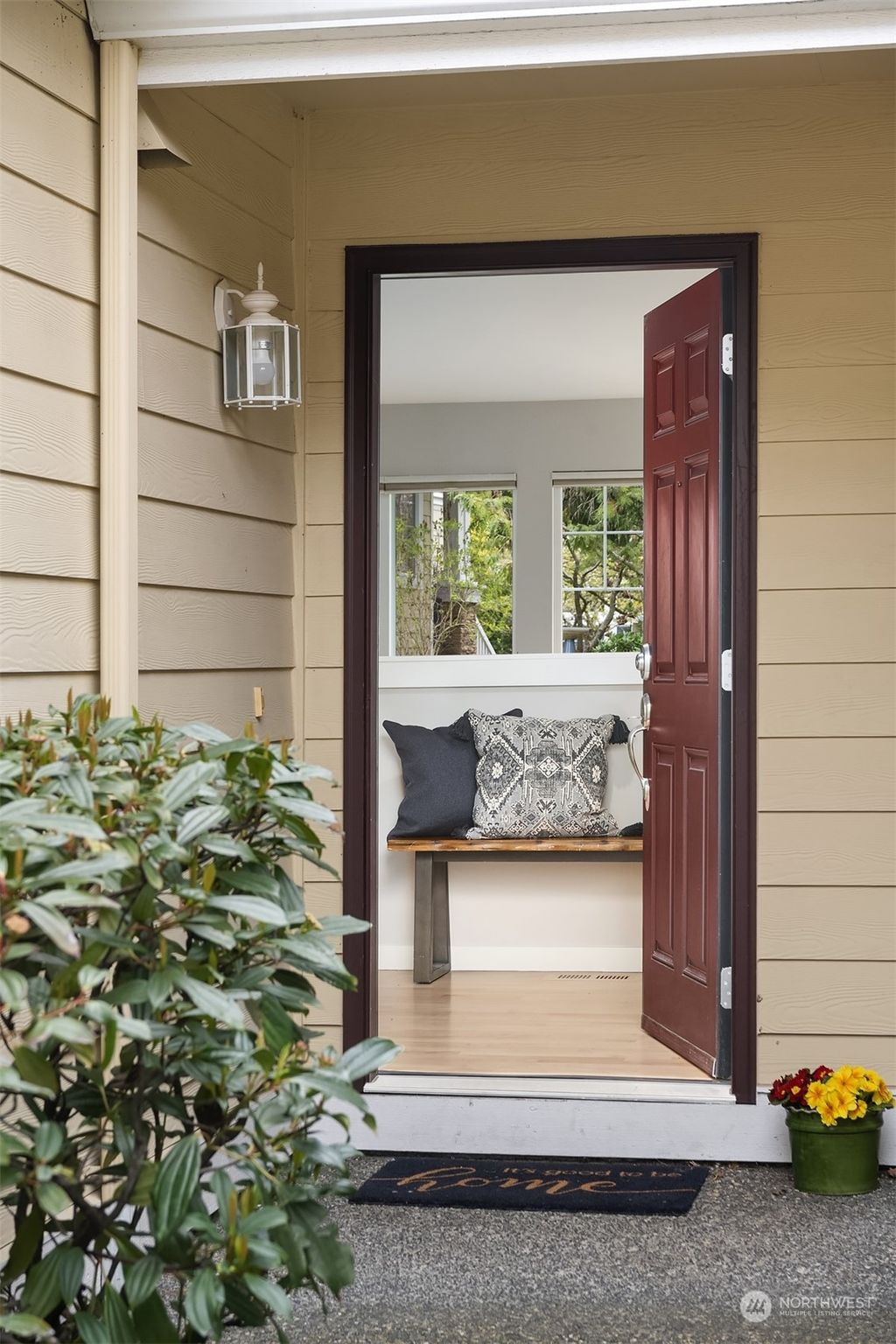 Photo of 8318 NE 140th Street #K, Kirkland, WA 98034 (MLS # 2055987)