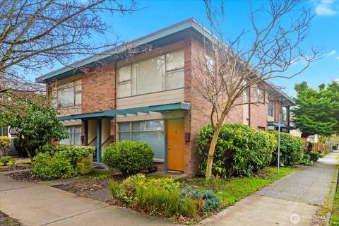 4912 Evanston Avenue N Seattle WA 98103