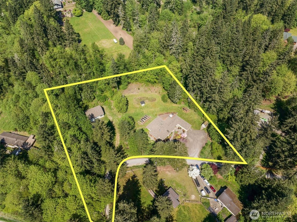 Photo of 26428 SE 172 Street, Issaquah, WA 98027 (MLS # 2542154)