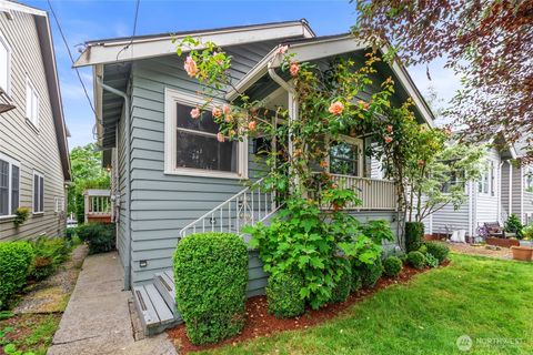 Photo of 731 N 80th Street, Seattle, WA 98103 (MLS # 2524343)