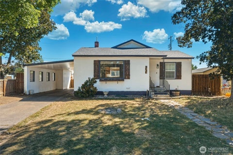Photo of 1946 Celestia Drive, Walla Walla, WA 99362 (MLS # 2576040)