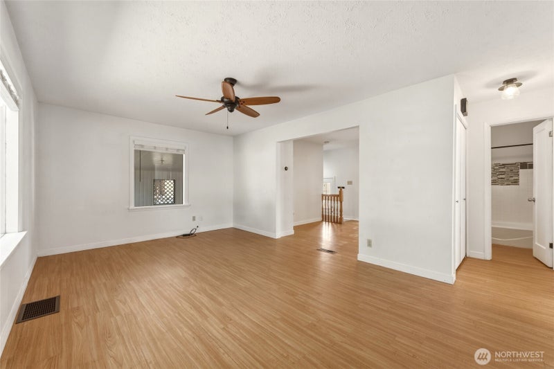1946 Celestia Drive