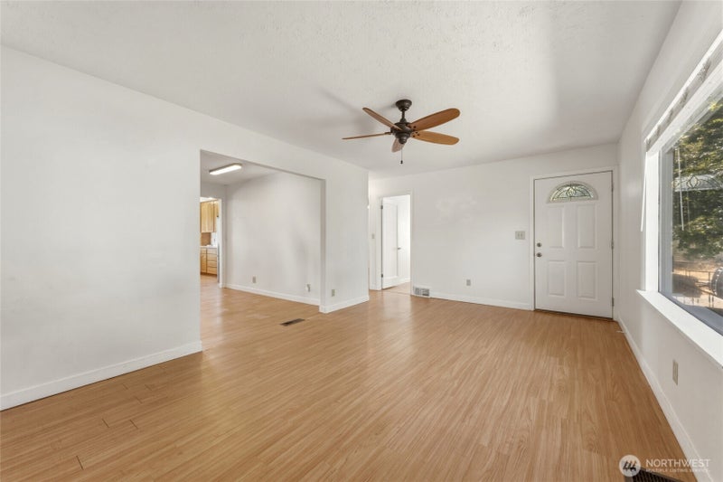 1946 Celestia Drive
