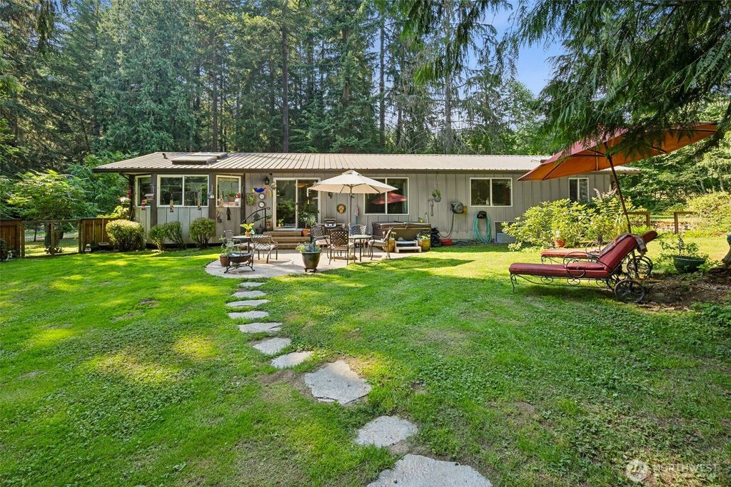 Photo of 54611 E 278th Avenue, Ashford, WA 98304 (MLS # 2549160)