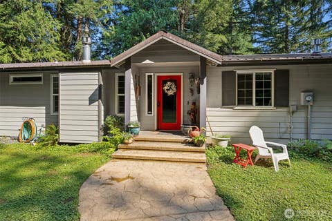 Photo of 54611 E 278th Avenue, Ashford, WA 98304 (MLS # 2549160)